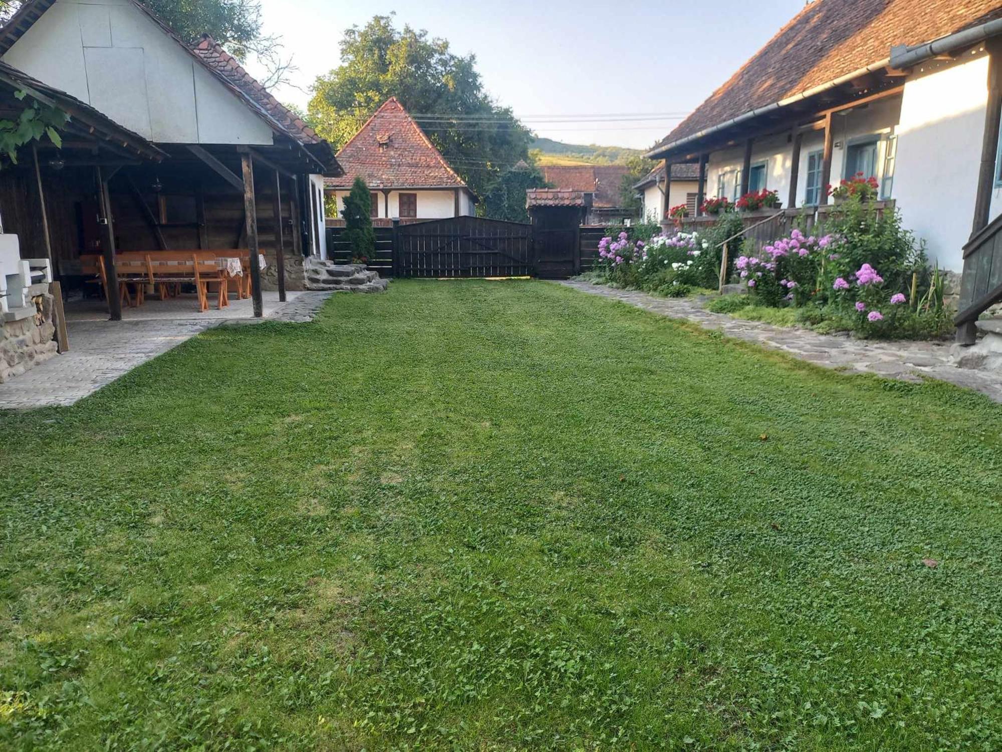 Hotel Biro Vendeghaz Sòvàrad Exteriér fotografie